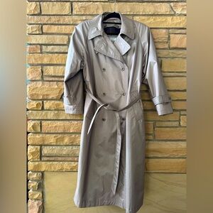 VINTAGE Fleet Street Classic Belted Trench Coat - women’s 12p